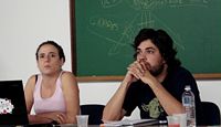 Oona Castro, do Instituto Overmundo, fala sobre o Tecnobrega e a industria cultural do nordeste brasileiro.